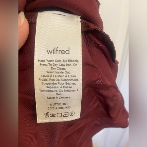 Wilfred Aritzia cupro maroon camisole with adjustable straps size small - Picture 3 of 5